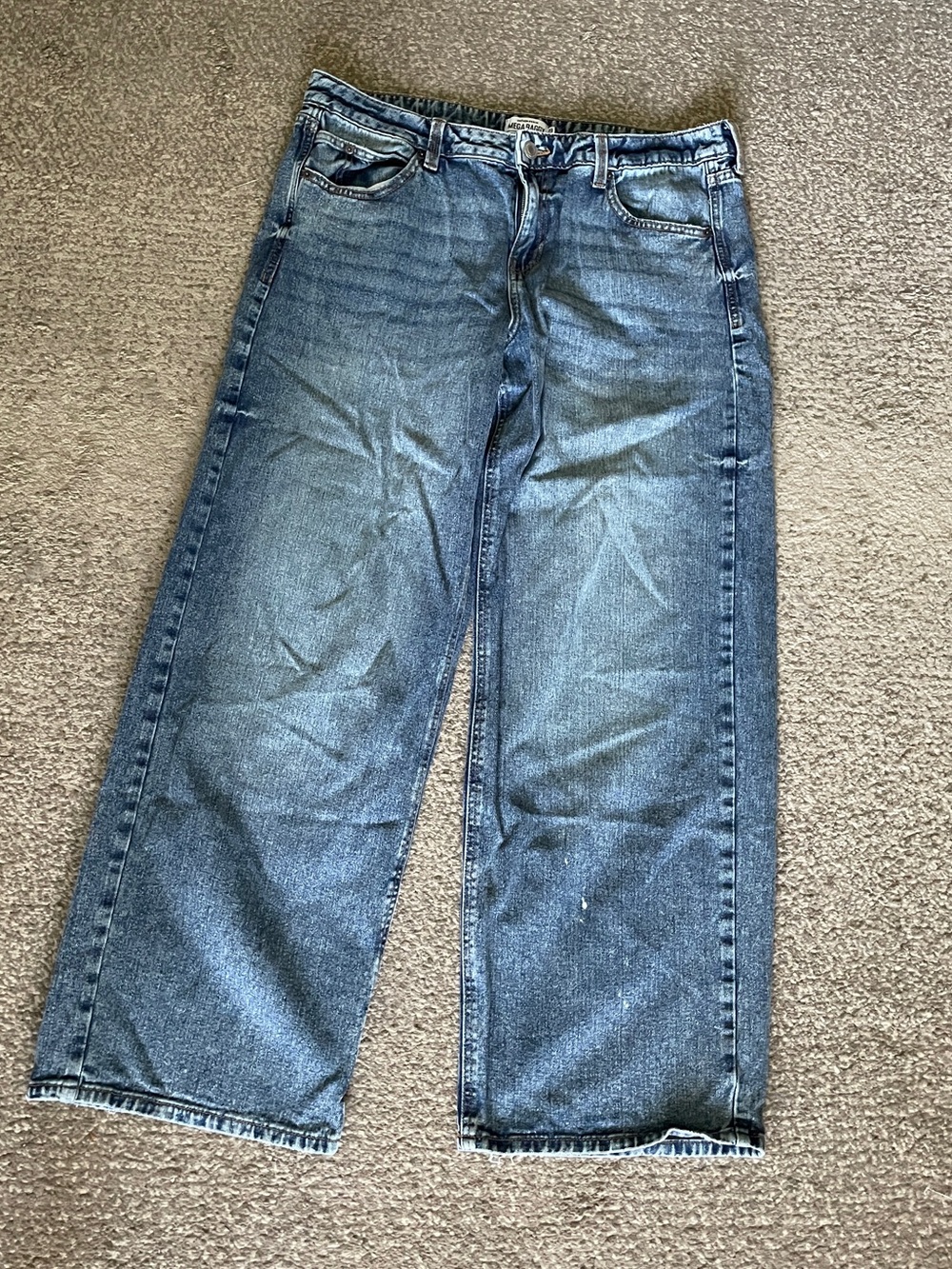 Mega baggy blue jeans